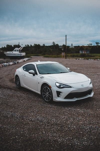 White Toyota 86 Sports Coupe Mobile Car Wallpaper