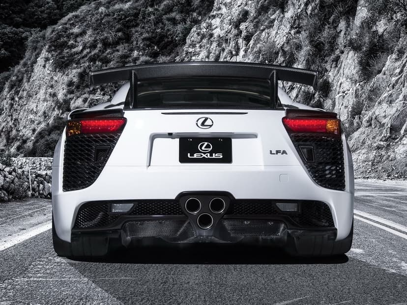 White Lexus LFA Nurburgring Edition Supercar Wallpaper