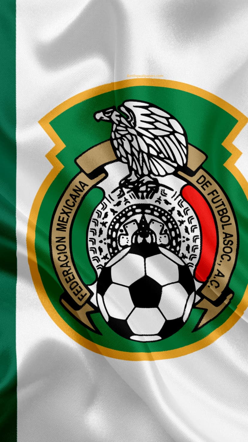 Mexico national team football crest with an eagle on a cactus centered over green, white, and red flag stripes.