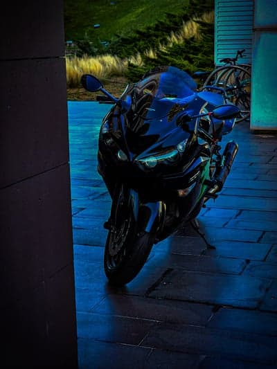Dark Sport Motorcycle Blue Terrace Mobile Wallpaper