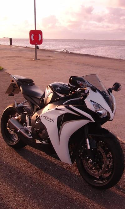 Honda CBR Sportbike at Sunset Coastal Phone Wallpaper