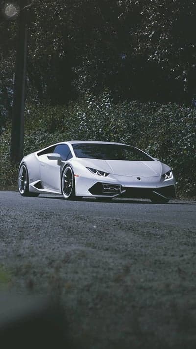 White Lamborghini Huracan Supercar Phone Background HD
