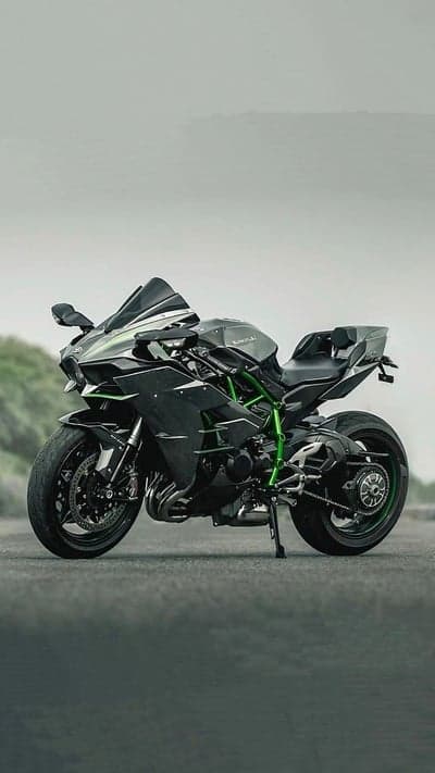 Kawasaki Ninja H2R Motorcycle - Aggressive Design and Performance