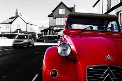 Red Citroen 2CV Retro French Car Smartphone Wallpaper