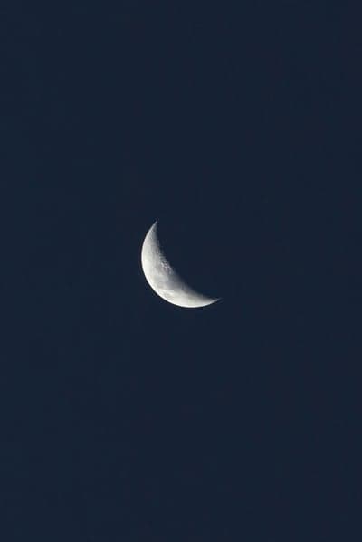 Minimalist Waxing Crescent Moon Mobile Wallpaper