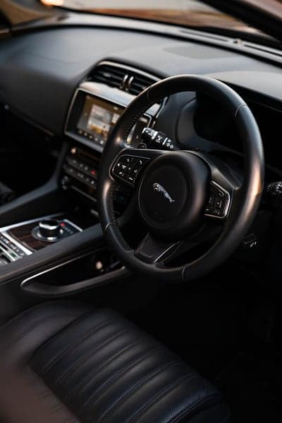 Jaguar Interior: Steering Wheel, Dashboard and Leather Seat
