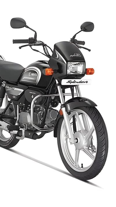 Black Hero Splendor Plus Motorcycle Front View