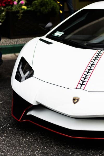 White Lamborghini Aventador Custom Baseball Stitch Wallpaper