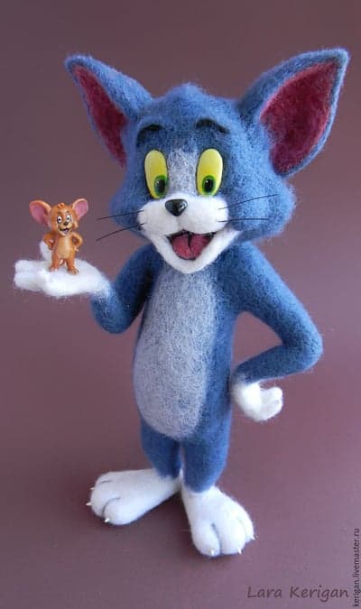 Tom and Jerry Handcrafted Felt Art Mobile Wallpaper