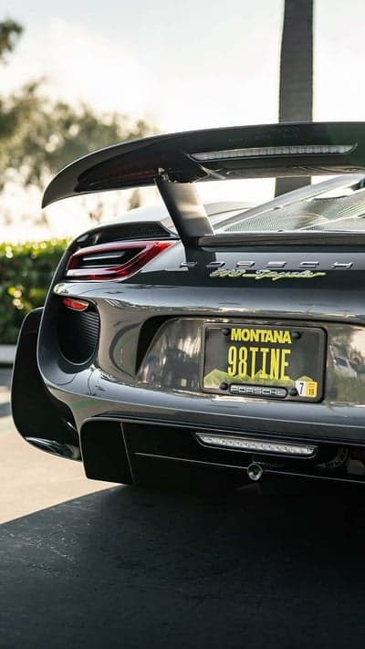 Black Porsche 918 Spyder Rear View High-Res Mobile Wallpaper