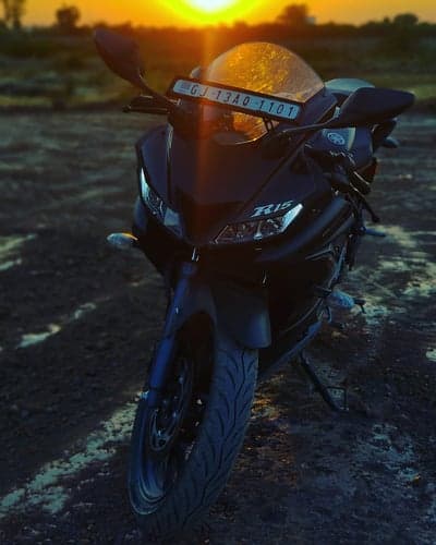 Black Yamaha R15 Sportbike Rural Sunset Mobile Background