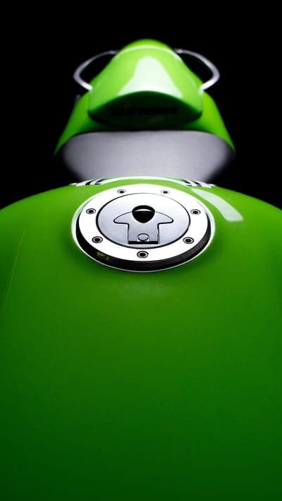 Vibrant Green Motorcycle Fuel Tank with Chrome Cap