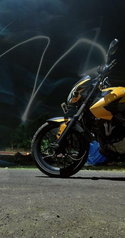 Bike, bajaj, bmw, kawasaki, ktm, motorcycle, night, pulsar, triumph, mobile wallpaper, android wallpaper, iPhone wallpaper, phone wallpaper