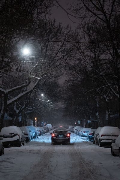 winter, street, car, movement, night, branches, trees, mobile wallpaper, android wallpaper, iPhone wallpaper, phone wallpaper