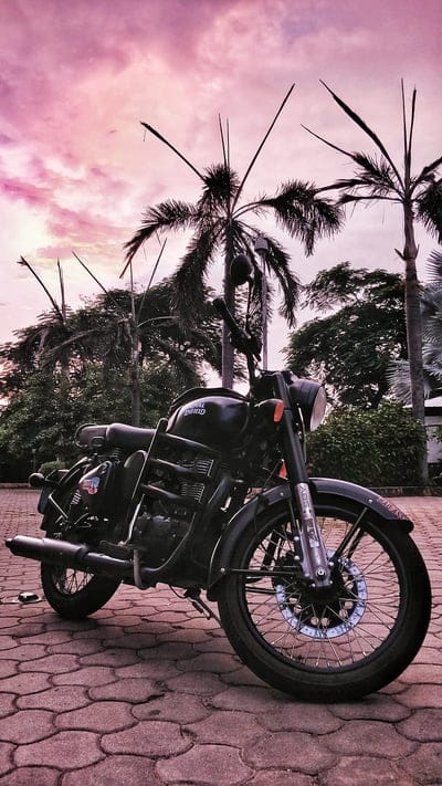 Royal enfield, bike, black, classic 500, enfield, royal enfield, stealth black, mobile wallpaper, android wallpaper, iPhone wallpaper, phone wallpaper