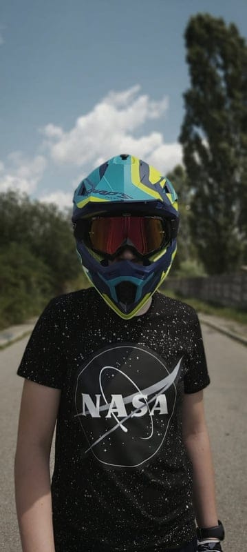 Me, autos, bike, dirt, exhaust, helmet, motor, motorcycle, night, stunt, stunts, mobile wallpaper, android wallpaper, iPhone wallpaper, phone wallpaper