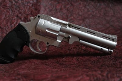 gun,pistol,handgun,revolver,firearm,weapon,bullets,dangerous,protection,guns,shoot