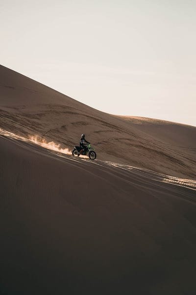 motorcycle, bike, motorcyclist, rally, desert, mobile wallpaper, android wallpaper, iPhone wallpaper, phone wallpaper