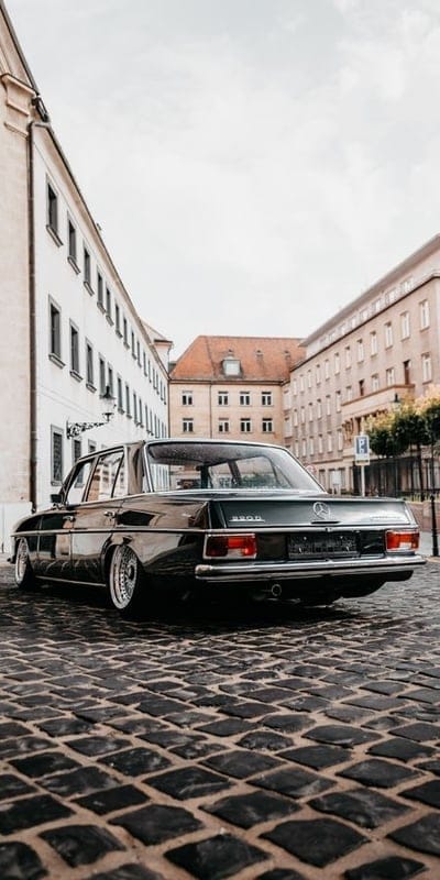 mercedes,blackcar,cars