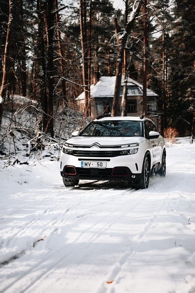 citroen c5 aircross, citroen, car, white, snow, trees, mobile wallpaper, android wallpaper, iPhone wallpaper, phone wallpaper