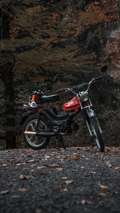 moped, motorcycle, bike, helmet, mobile wallpaper, android wallpaper, iPhone wallpaper, phone wallpaper