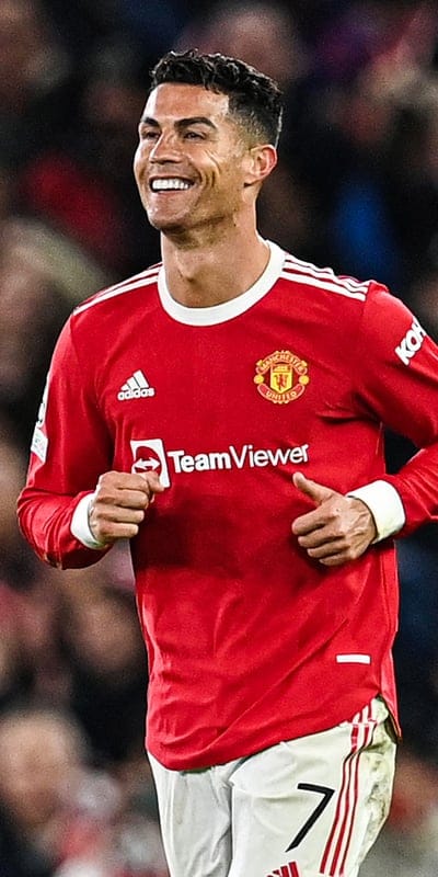 cristiano ronaldo,soccer player,running,field,soccer,manchester united