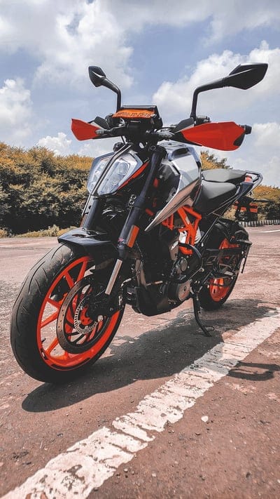 Duke 390, bike, duke 200, duke 250, ktm, motorcycle, rc 200, rc390, mobile wallpaper, android wallpaper, iPhone wallpaper, phone wallpaper