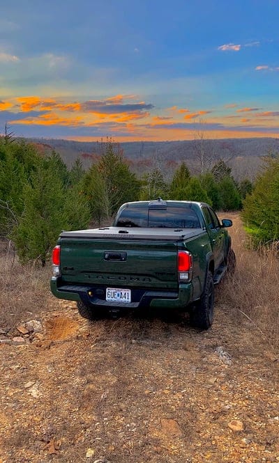 toyota tacoma, toyota, car, pickup, suv, green, mobile wallpaper, android wallpaper, iPhone wallpaper, phone wallpaper
