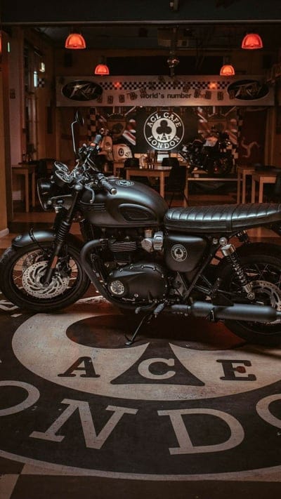 simplebike,sidestanding,blackbike,bike