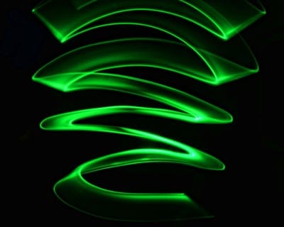 green,light painting,zig zag,artistic,light,texture,artist,bright,color,colour,windows wallpaper,free background,full hd wallpaper,beautiful wallpaper,wallpaper 4k,creative,design,modern glow sticks,free wallpaper,glow