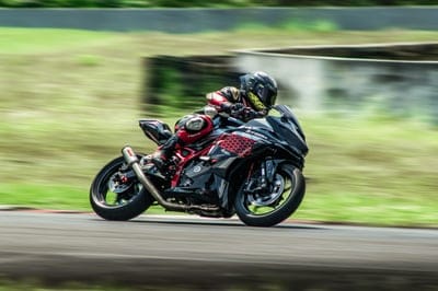 Racing bikes,Racing bikes  wallpaper,Racing bikes  desktop wallpaper,bikes