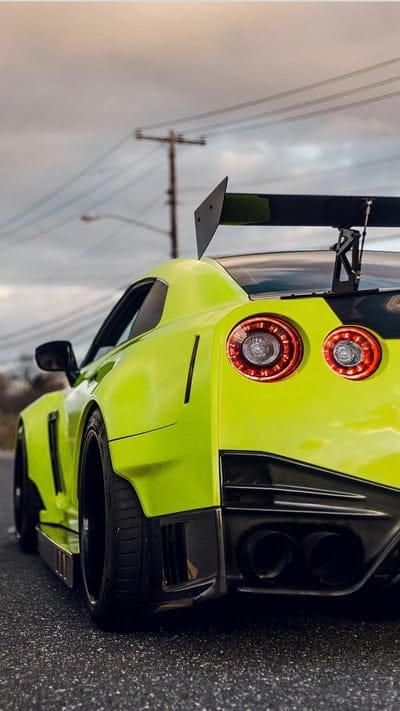 Nissan GTR R35, green, car, supercar sports, america, new, jdm, mobile wallpaper, android wallpaper, iPhone wallpaper, phone wallpaper