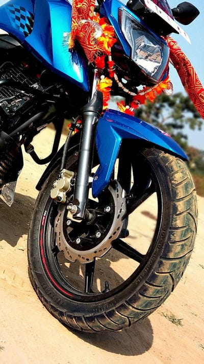 Apache 160 4V, bike, sports bike, portrait graphy, mobile, apache 2018, blue, apache rtr, racing, lenovo graphy, mobile graphy, mobile wallpaper, android wallpaper, iPhone wallpaper, phone wallpaper