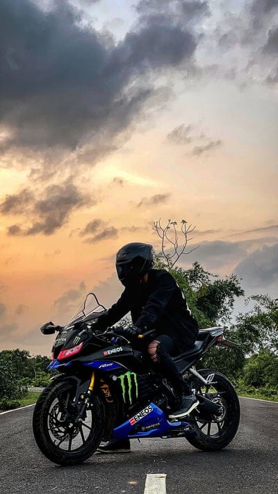 Yamaha R15, Rider On Bike, dark clouds background, mobile wallpaper, android wallpaper, iPhone wallpaper, phone wallpaper