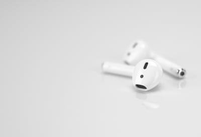 Earphones,Earphones  wallpaper,Earphones  background,Earphones  desktop wallpaper