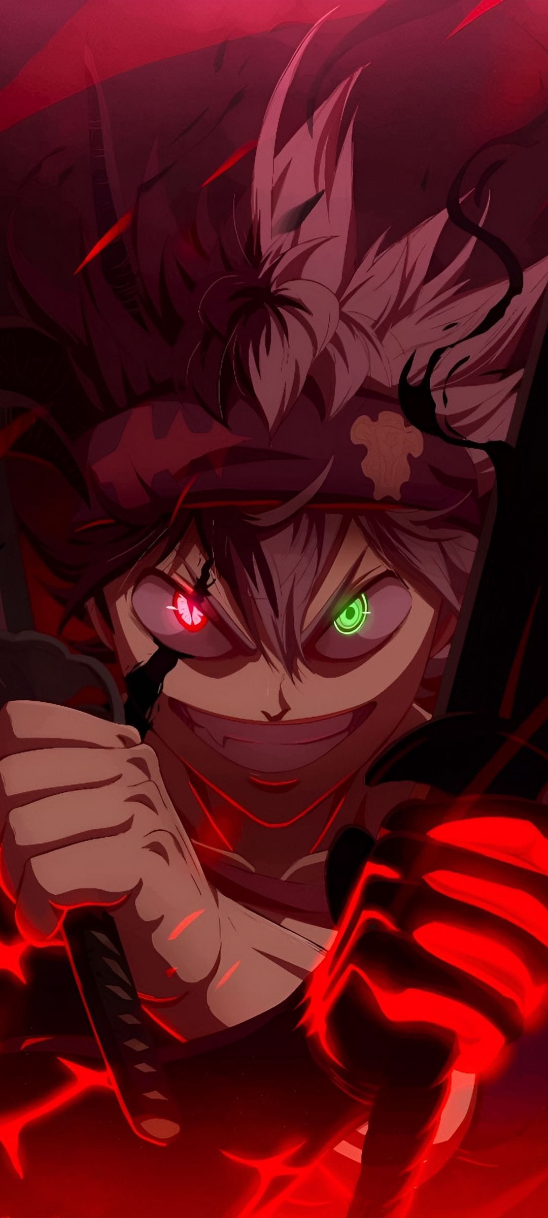 Asta in demon form with one red eye and one green eye holding heavy black swords surrounded by a red aura.