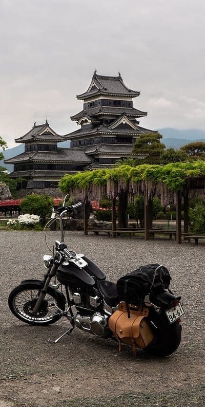 motorcycle, bike, pagoda, mobile wallpaper, android wallpaper, iPhone wallpaper, phone wallpaper