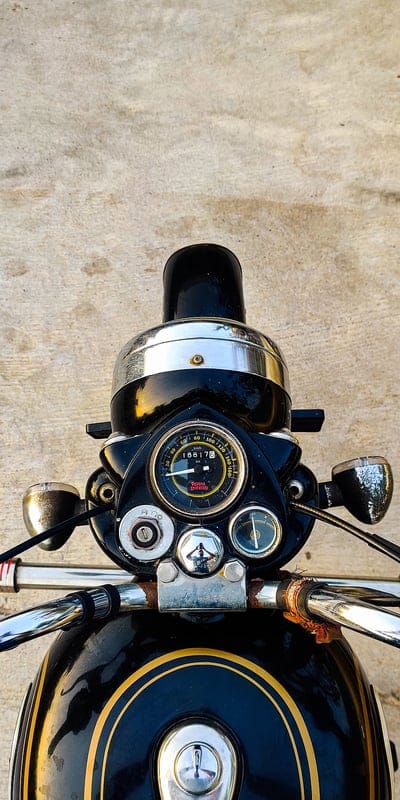 Bullet, bike, camera, mobile wallpaper, android wallpaper, iPhone wallpaper, phone wallpaper
