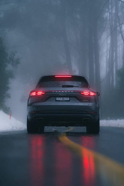 porsche cayenne, porsche, car, suv, gray, rear view, road, fog, mobile wallpaper, android wallpaper, iPhone wallpaper, phone wallpaper