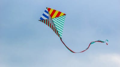 kites,kites wallpaper,kites background,kites desktop wallpaper