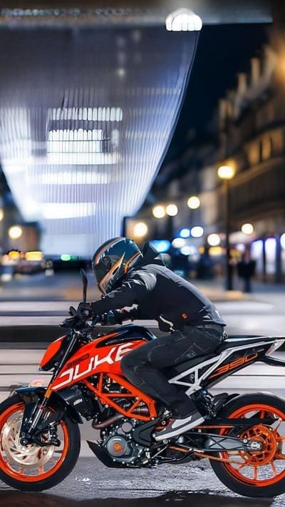 Boy With Duke, duke 390, ktm, bike, mobile wallpaper, android wallpaper, iPhone wallpaper, phone wallpaper