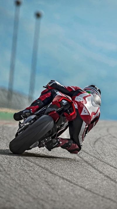 Ducati V4, adrenalina, bike, dirt, exhaust, motorcycle, red, road, red, ski, sport, mobile wallpaper, android wallpaper, iPhone wallpaper, phone wallpaper