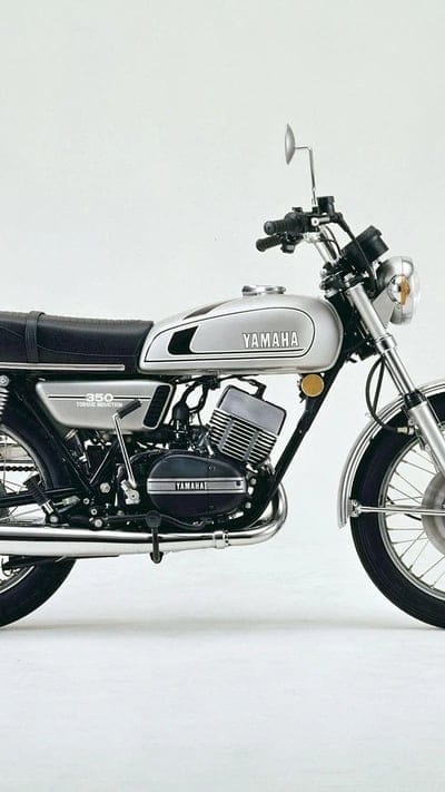 Rx 100, yamaha 350, grey, yamaha, 350, bike, mobile wallpaper, android wallpaper, iPhone wallpaper, phone wallpaper