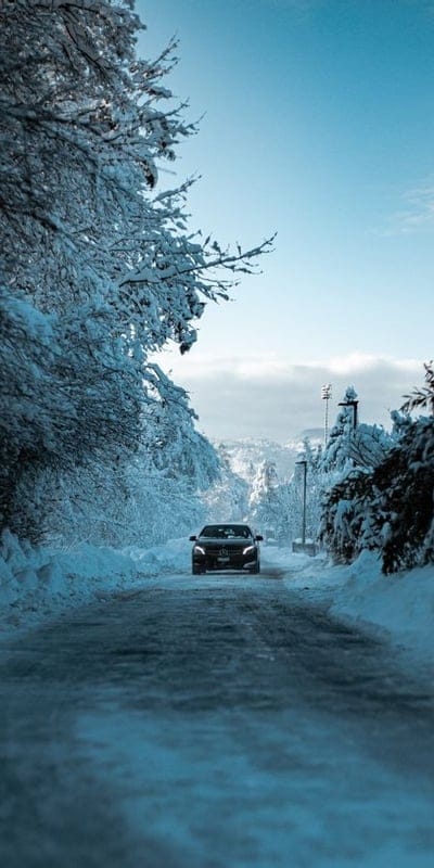 mercedes,blackcar,cars,snow
