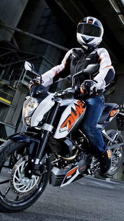 Duke 125, Bike Stunt, rider, mobile wallpaper, android wallpaper, iPhone wallpaper, phone wallpaper