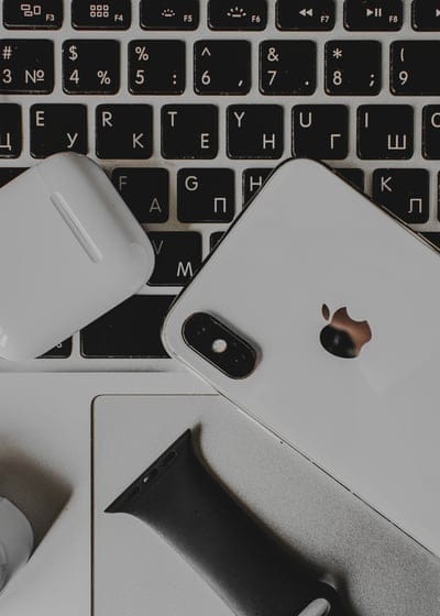 White iPhone  wallpaper,White iPhone,iPhone wallpaper,Iphone