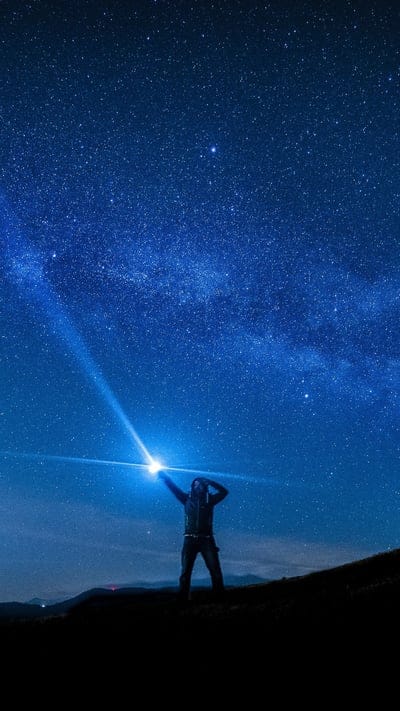 hoodedboyhavinglaserinhandinblackmountaininstarynight,skybluelasrinstarynight,blackmountaininskystarynight,blackmountaininstarynight,,starynight,starysky,night,nature