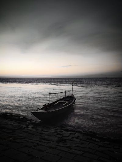 river,ipad wallpaper,boat,beautiful wallpaper,samsung wallpaper,iphone wallpaper,stream,lock screen wallpaper,water,sky