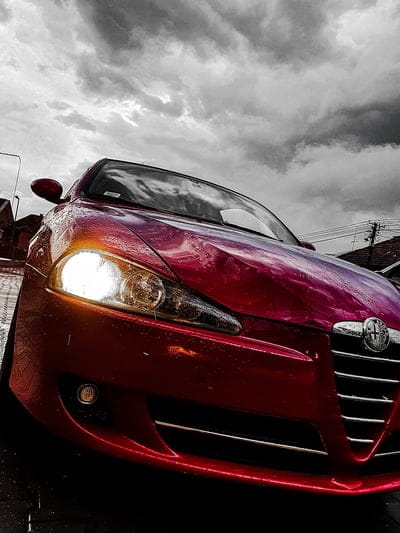 Alfa Romeo 147, rain, car, Alfa Romeo, sports car, vehicle, mobile wallpaper, android wallpaper, iPhone wallpaper, phone wallpaper