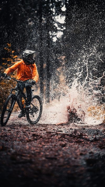 bike, cyclist, spray, puddle, extreme, mobile wallpaper, android wallpaper, iPhone wallpaper, phone wallpaper